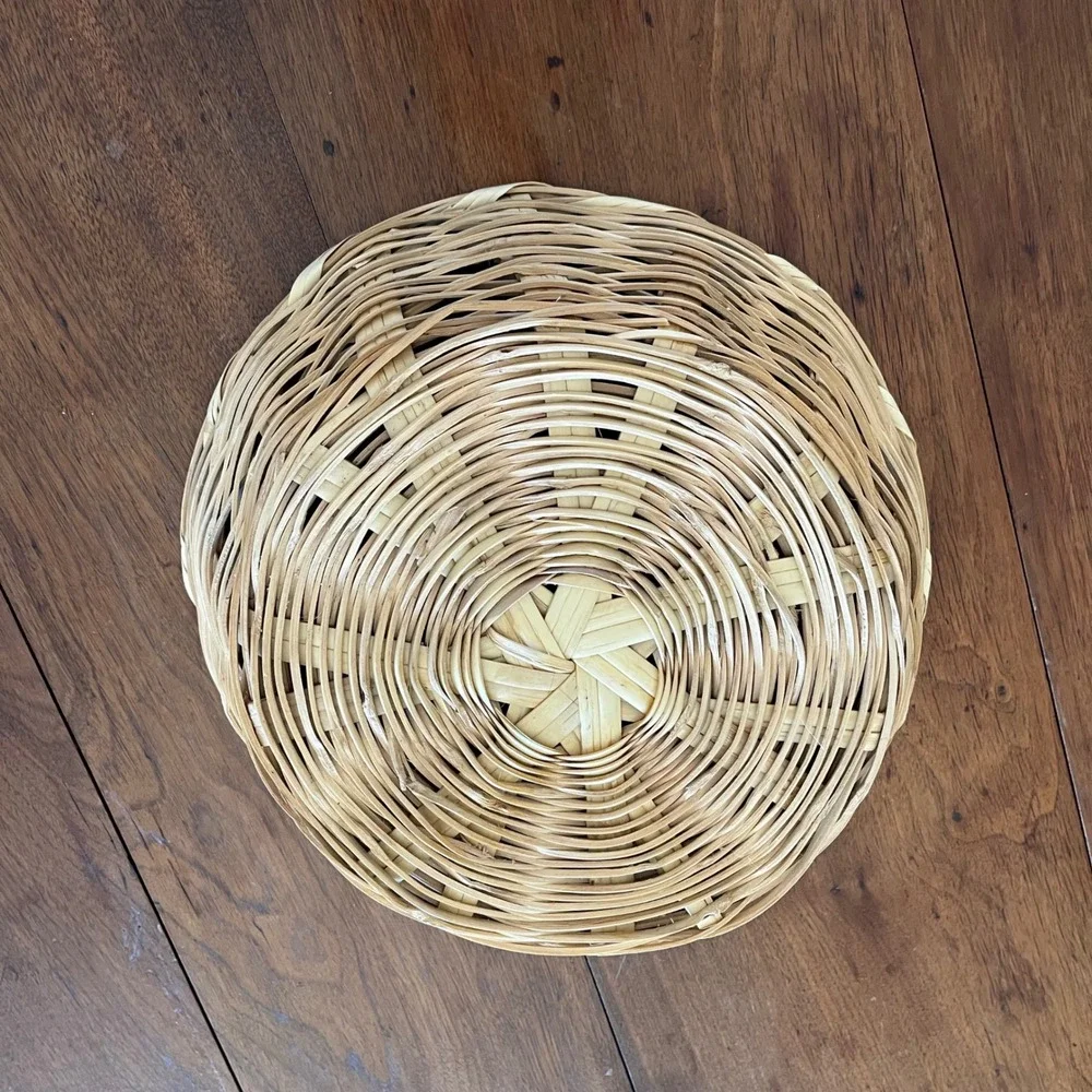 Vinage Rattan Basket